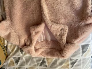 Abrigo niña rosa peluche