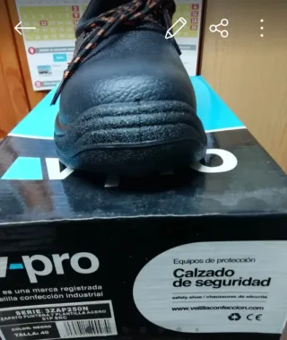 Zapatos y botas de seguridad