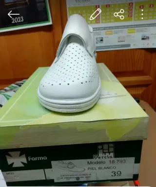 Zapatos y botas de seguridad