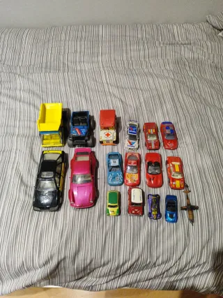 Lote coches a escala diferentes marcas