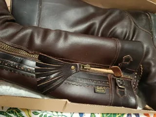 Botos de cuero hombre T43