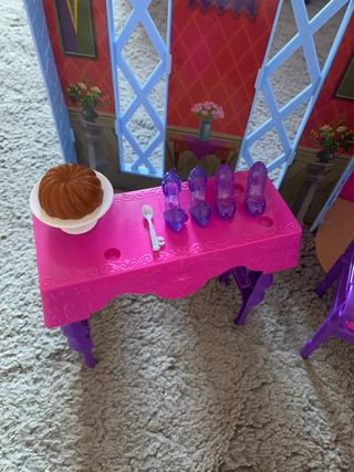 Castillo de Arendelle Frozen con Elsa