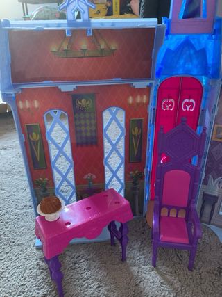 Castillo de Arendelle Frozen con Elsa
