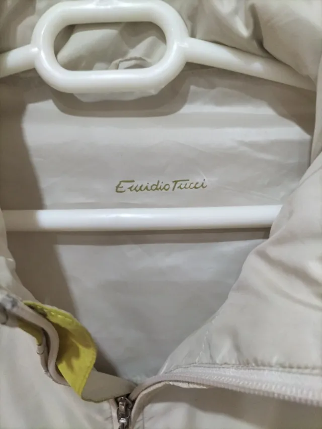 Chubasquero Emilio Tucci Beige con Gorro