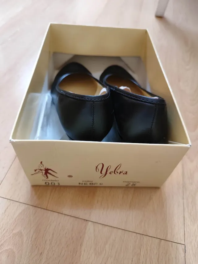 Tacones para pequeñas flamencas ( Yebra )