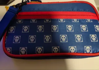 Nintendo 2DS XL Pikachu con accesorios