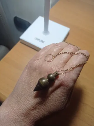 Pendolino esoterico a cono, bronzo