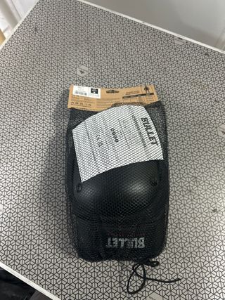 Rodilleras Bullet Talla M Negras