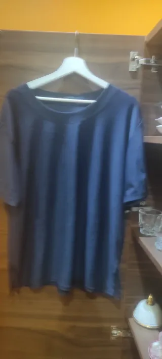 Camiseta básica azul marino talla L