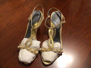 Sandalias doradas fiesta Talla 35