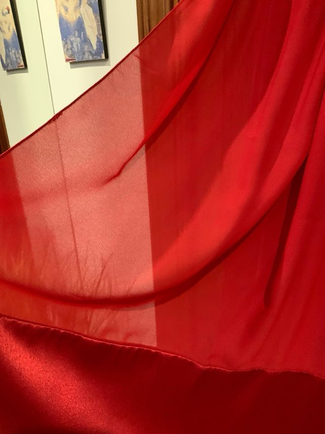 Chal estola rojo satén y gasa