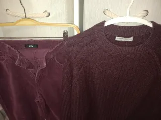 Conjunto C&A y Pull&Bear morado