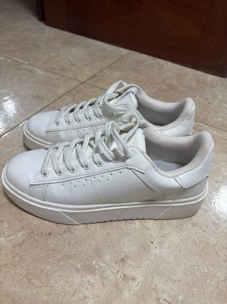 Bambas Pull&Bear blancas