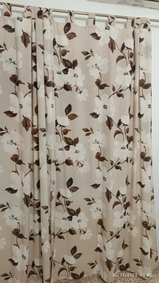 Cortinas bonitas con estampado floral