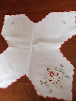 2 Copricestini Natale Bianco Rosso Cotone