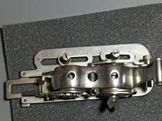 Ojalador Máquina Coser Antigua