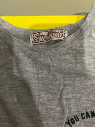 Camiseta Pull&Bear gris talla XS