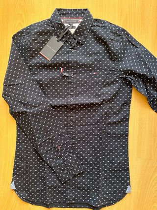 Camisa Tommy Hilfiger Negra Estampada