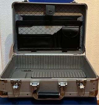 Maletín Plata con Cerradura y Asa