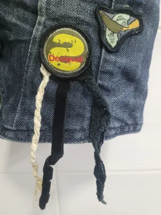 Chaleco Desigual vaquero con parches