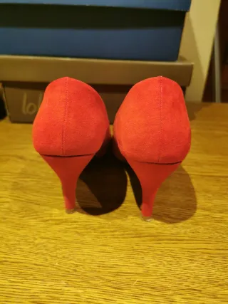 Zapatos de salón rojos LH talla 36