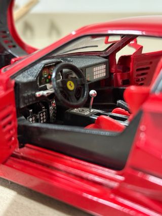 Ferrari F40 Escala 1:18