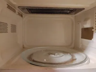 Microondas Naranja Marca Candy