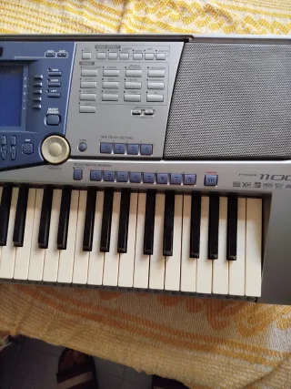 Teclado Yamaha PSR-1100 para piezas