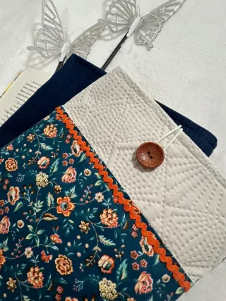 Funda libro artesanal