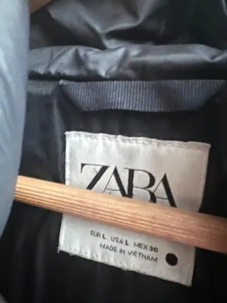 Chaqueta Mujer Zara acolchada capucha Talla L