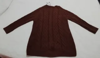 Rebeca cárdigan marrón Stradivarius