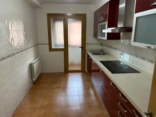 Se vende piso 88m2 dos plazas garaje en Porriño