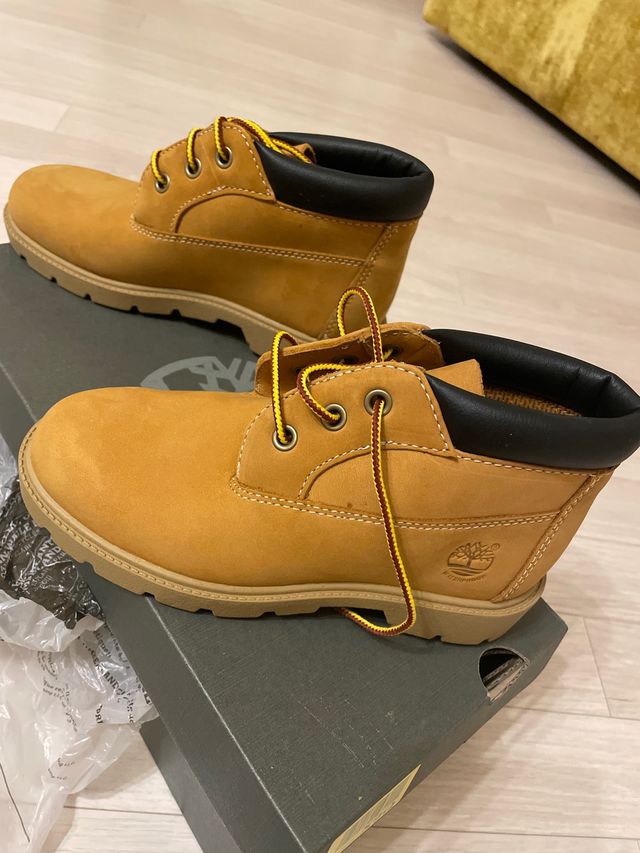 Botas Timberland para criança novas - tamanho 33