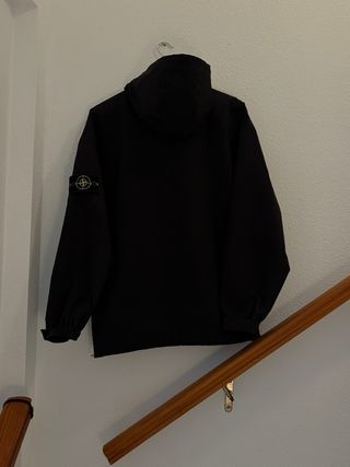 Chaqueta Cortavientos Stone Island Negra