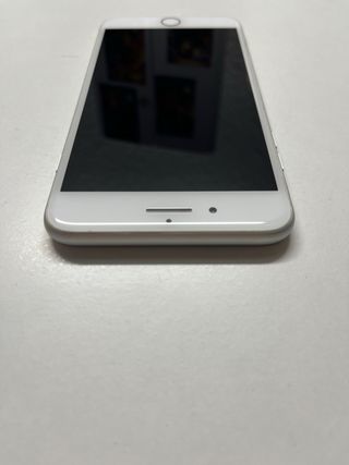 iPhone 8 Plus 64GB Plata