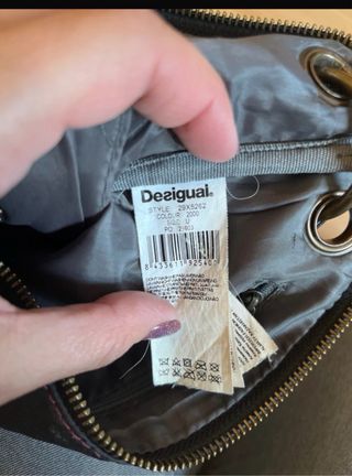 Bolso bandolera Desigual negro y rosa