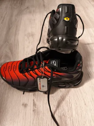 Nike Air Max TN Deadpool