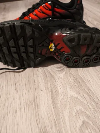 Nike Air Max TN Deadpool