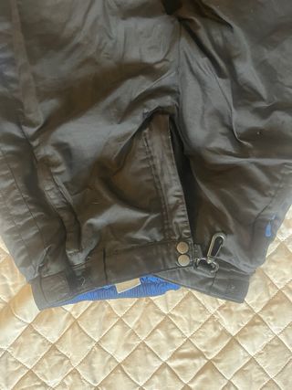 Pantalón de esquí negro y azul