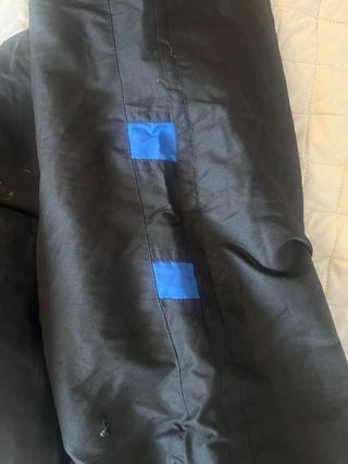 Pantalón de esquí negro y azul