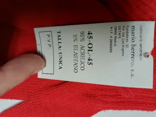 Guantes de lana rojos