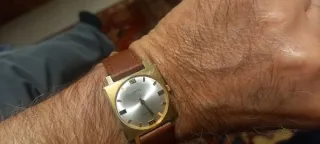 Orologio Vetta vintage con cinturino in pelle