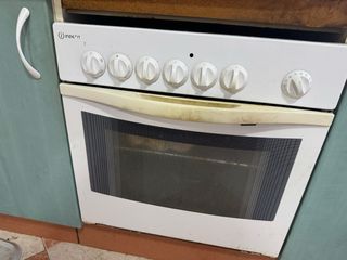 Horno Indesit para piezas
