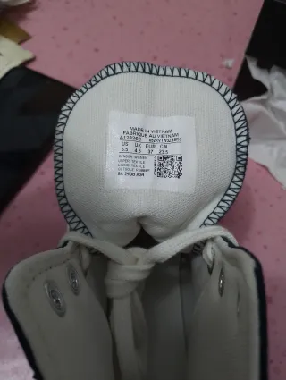 Converse ricamate Tg 37