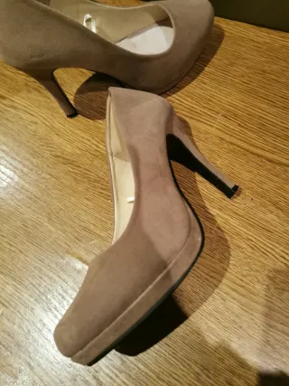 Zapatos de tacón in extenso beige