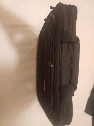 Funda portátil negra