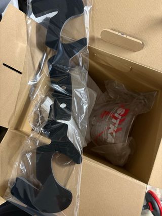 Casco de hockey NZI S con visera