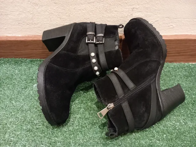 Botines negros tacón