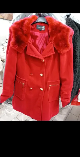 Cappotto donna doppiopetto con pelliccia