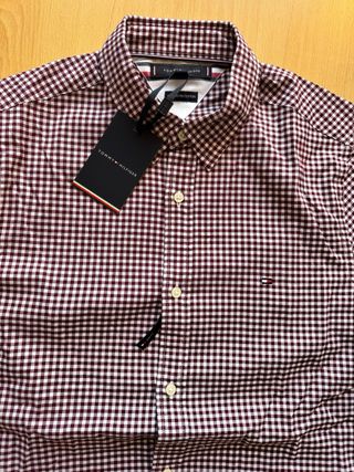 Camisa Tommy Hilfiger cuadros rojo y blanco
